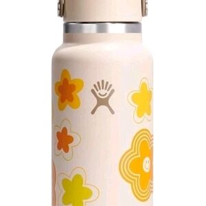 Hydro Flask 32oz Wide Flex Cap Happy Days Floral Water Bottle Has A Blue Spot.